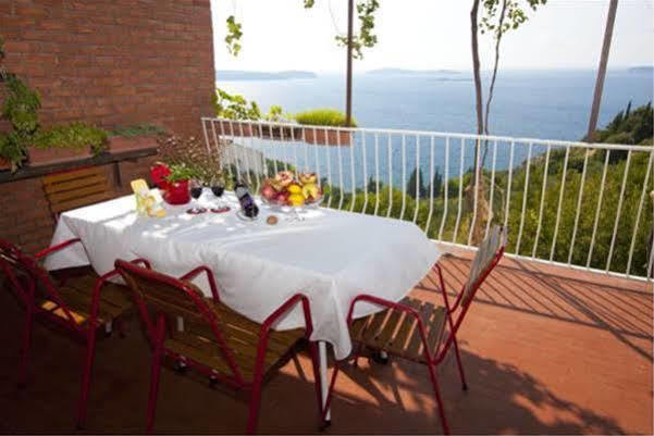 Guest House Burin 믈리니 외부 사진