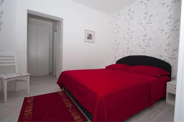 Guest House Burin 믈리니 외부 사진