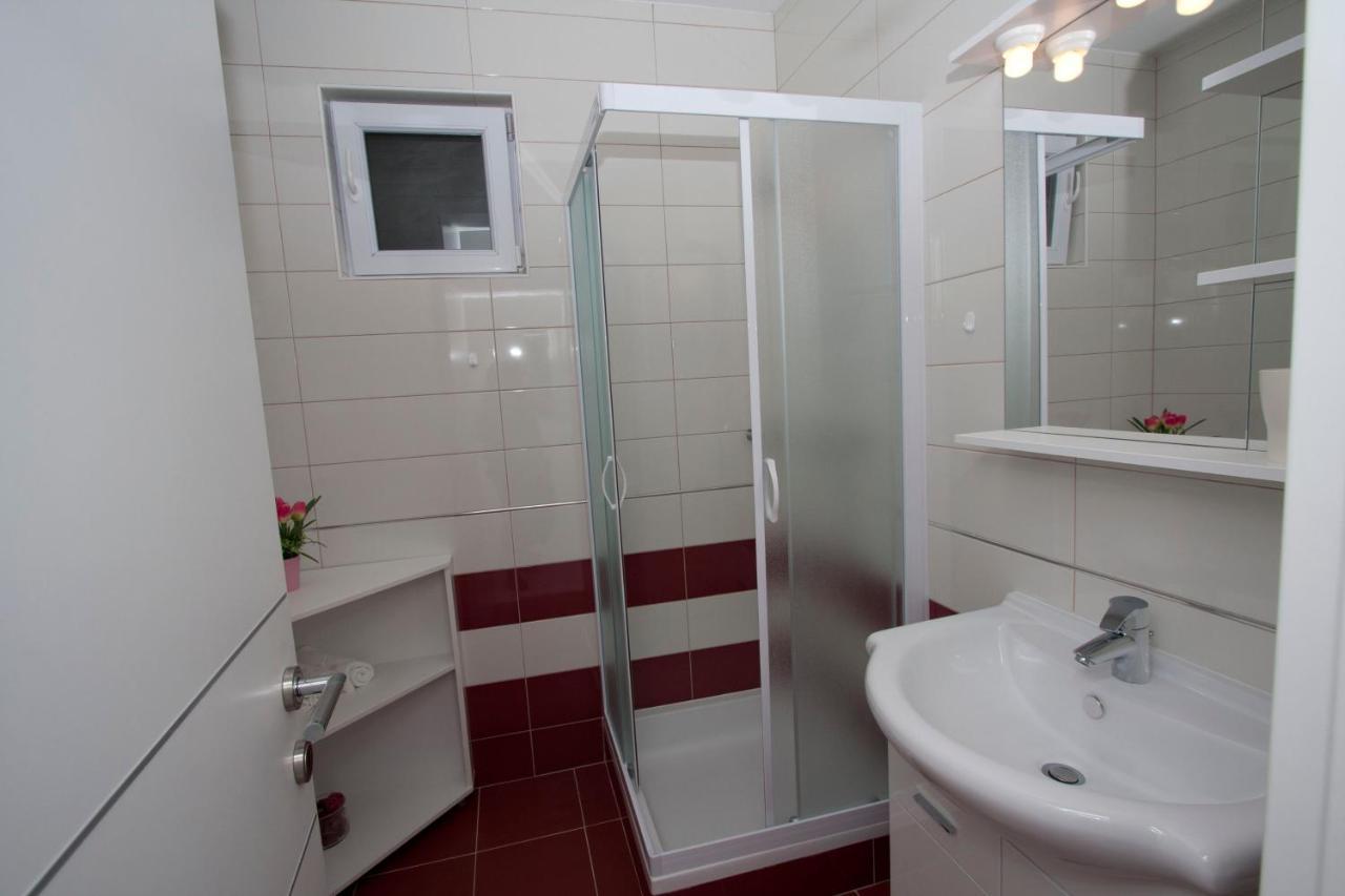 Guest House Burin 믈리니 외부 사진