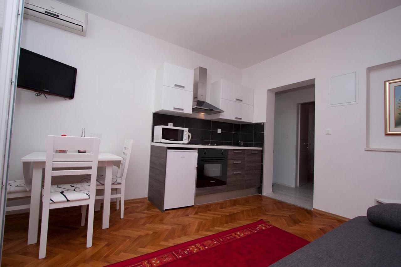 Guest House Burin 믈리니 외부 사진