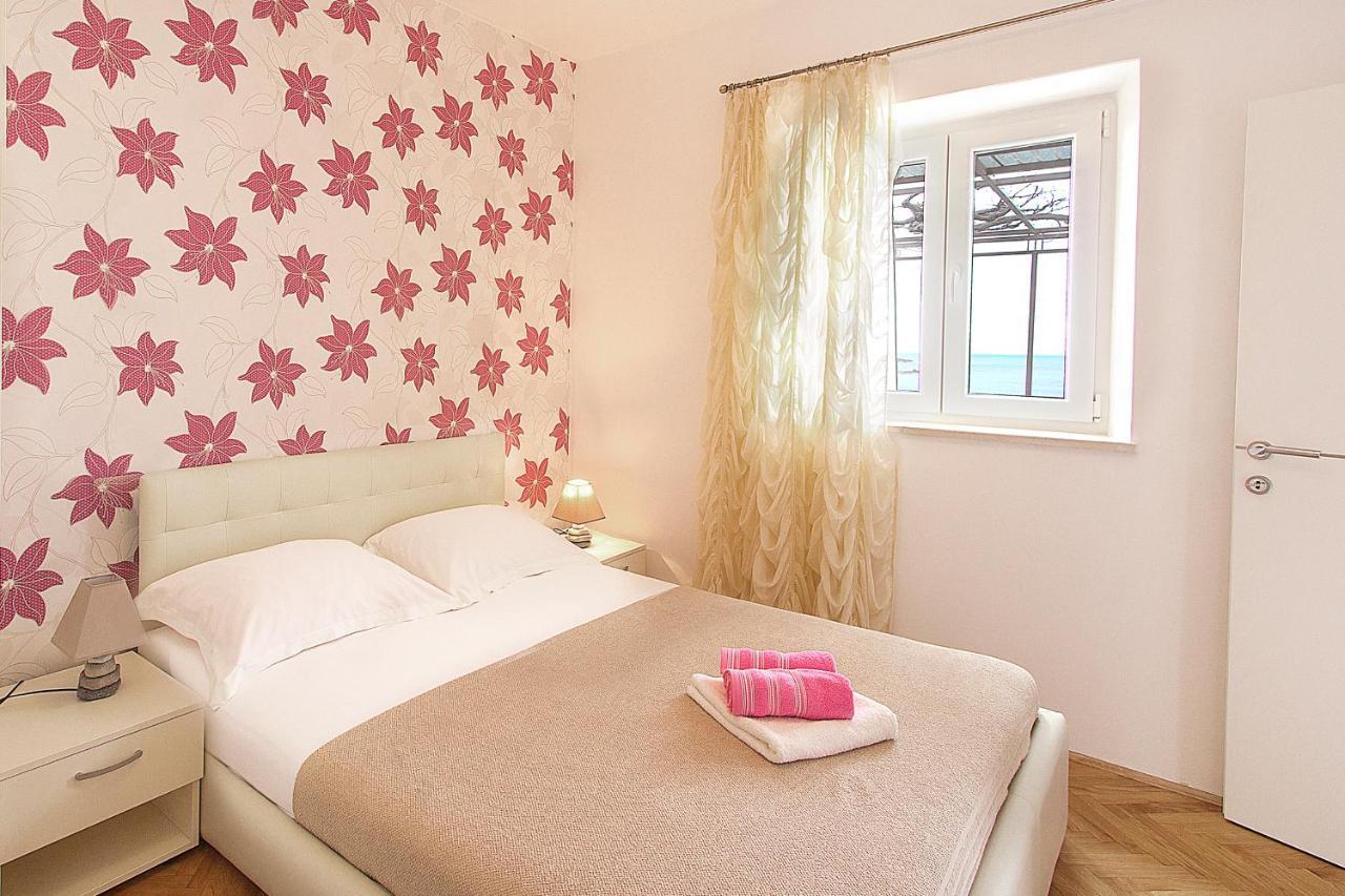 Guest House Burin 믈리니 외부 사진