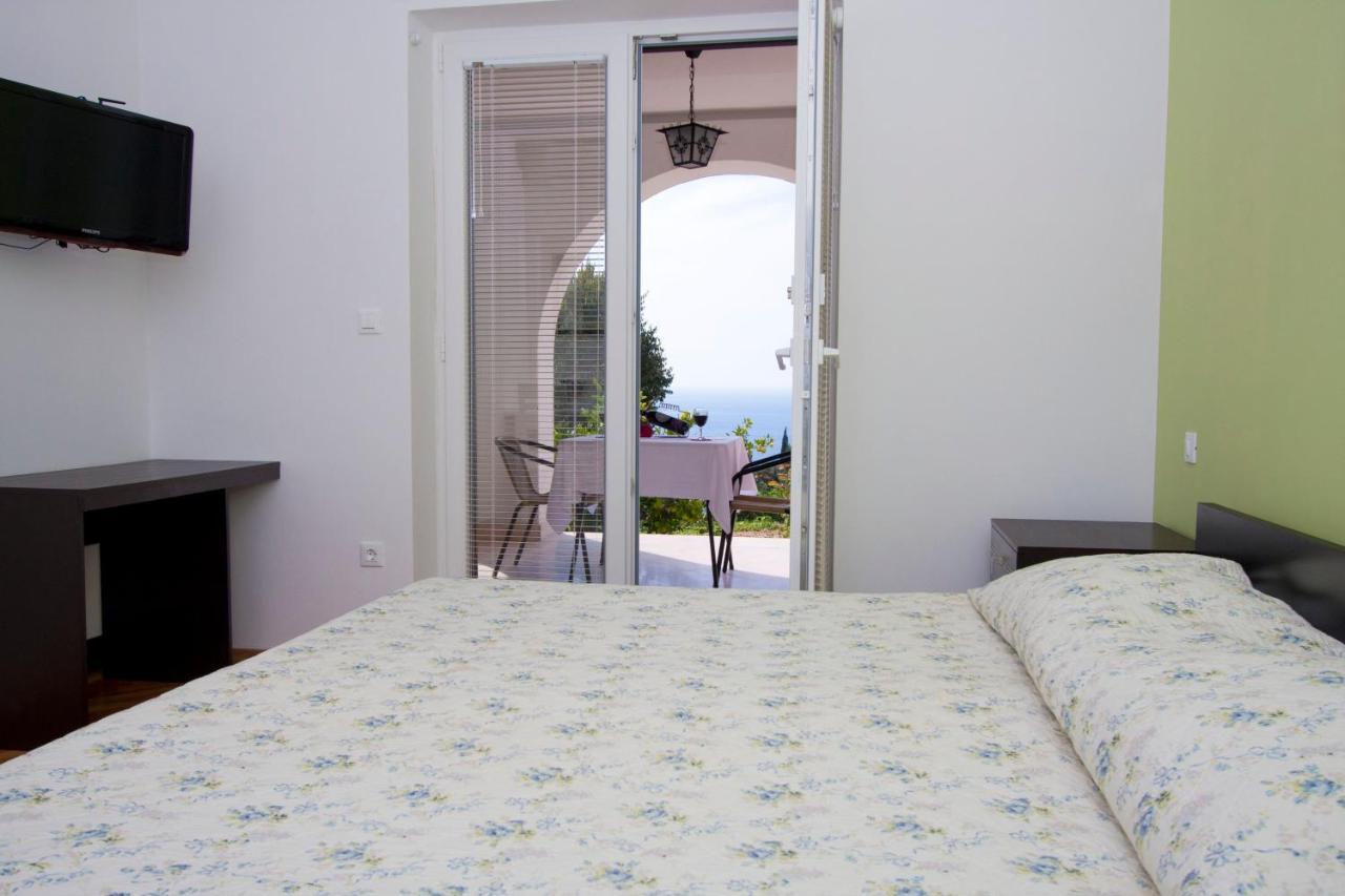 Guest House Burin 믈리니 외부 사진