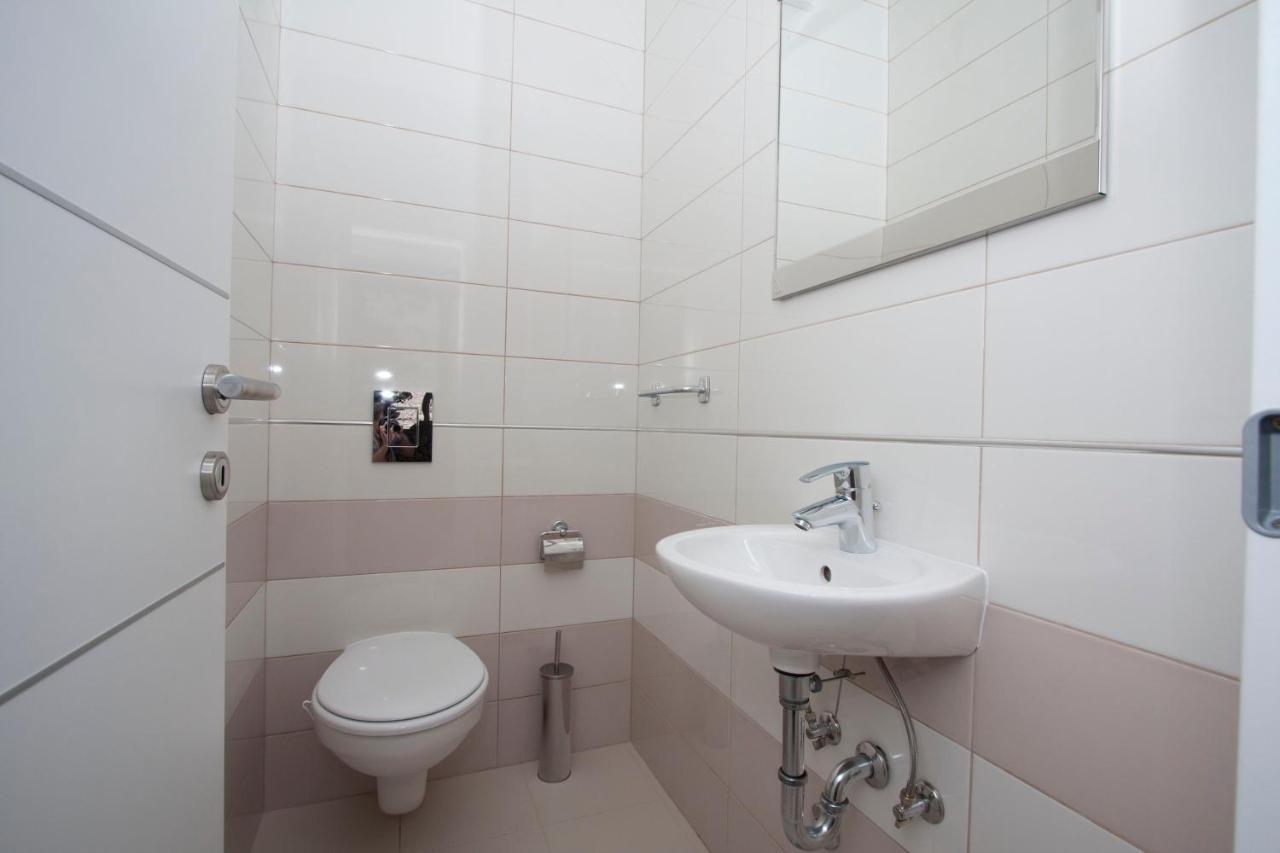 Guest House Burin 믈리니 외부 사진