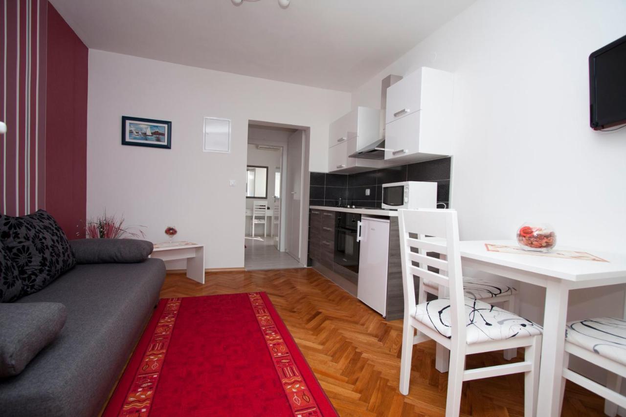 Guest House Burin 믈리니 외부 사진