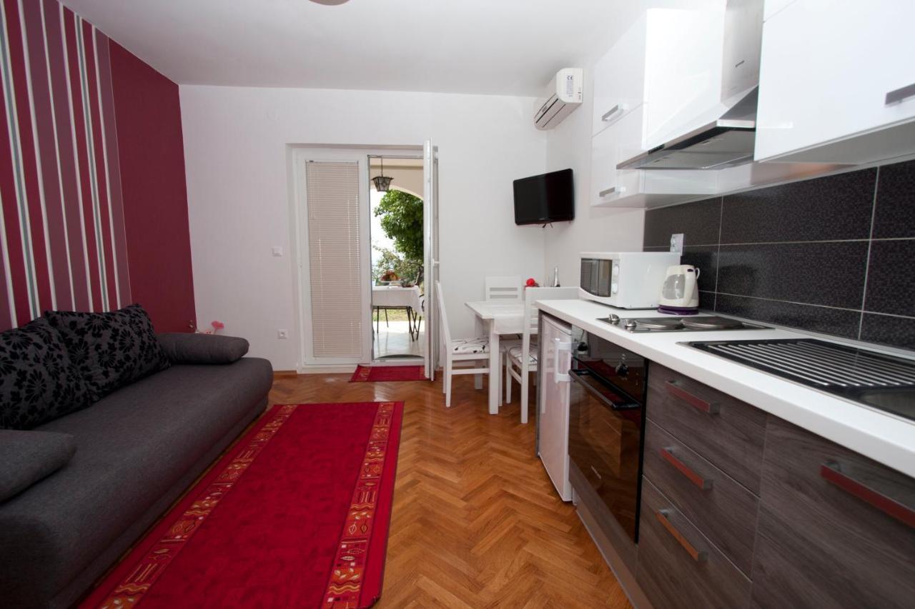 Guest House Burin 믈리니 외부 사진