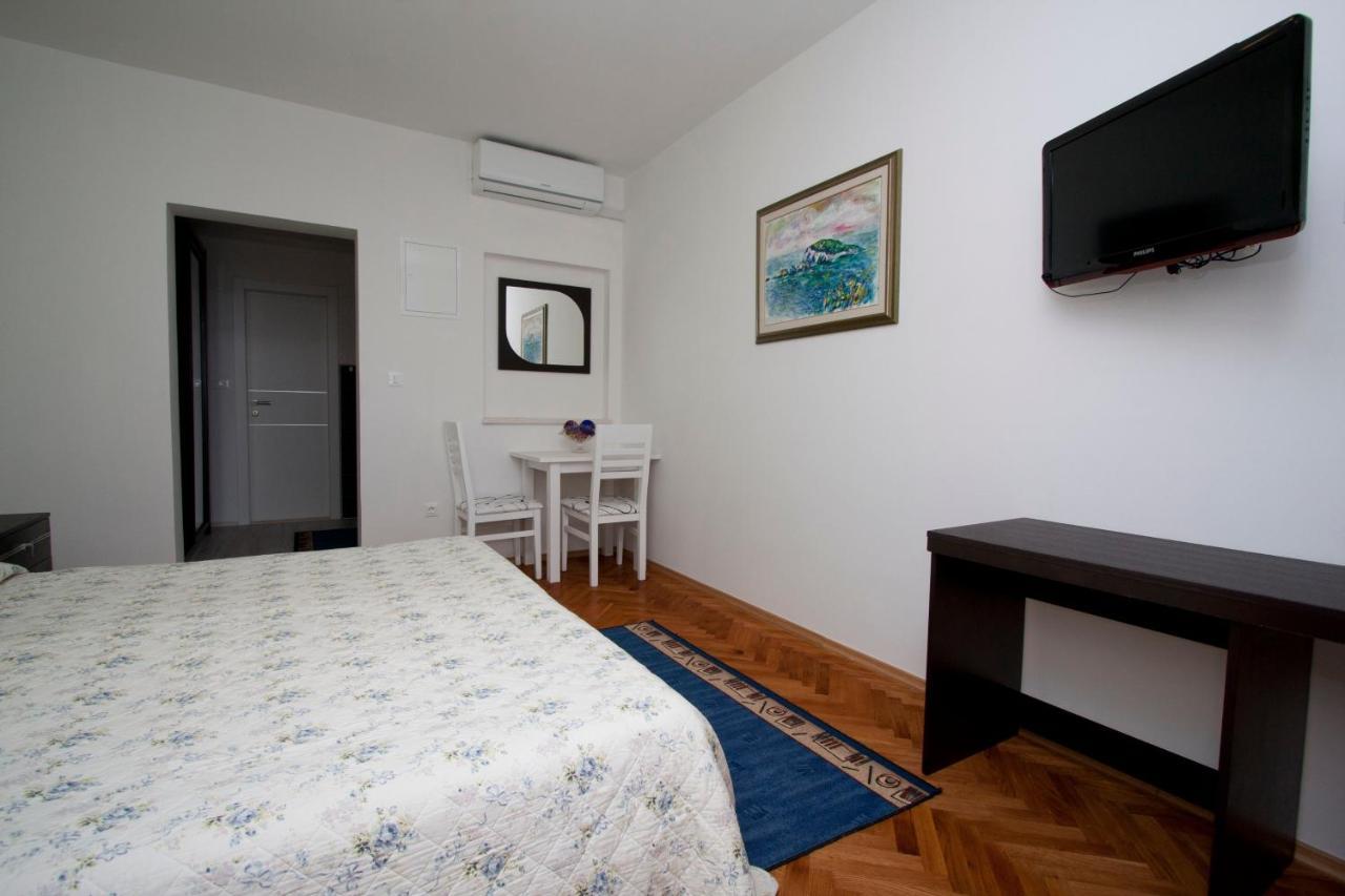 Guest House Burin 믈리니 외부 사진