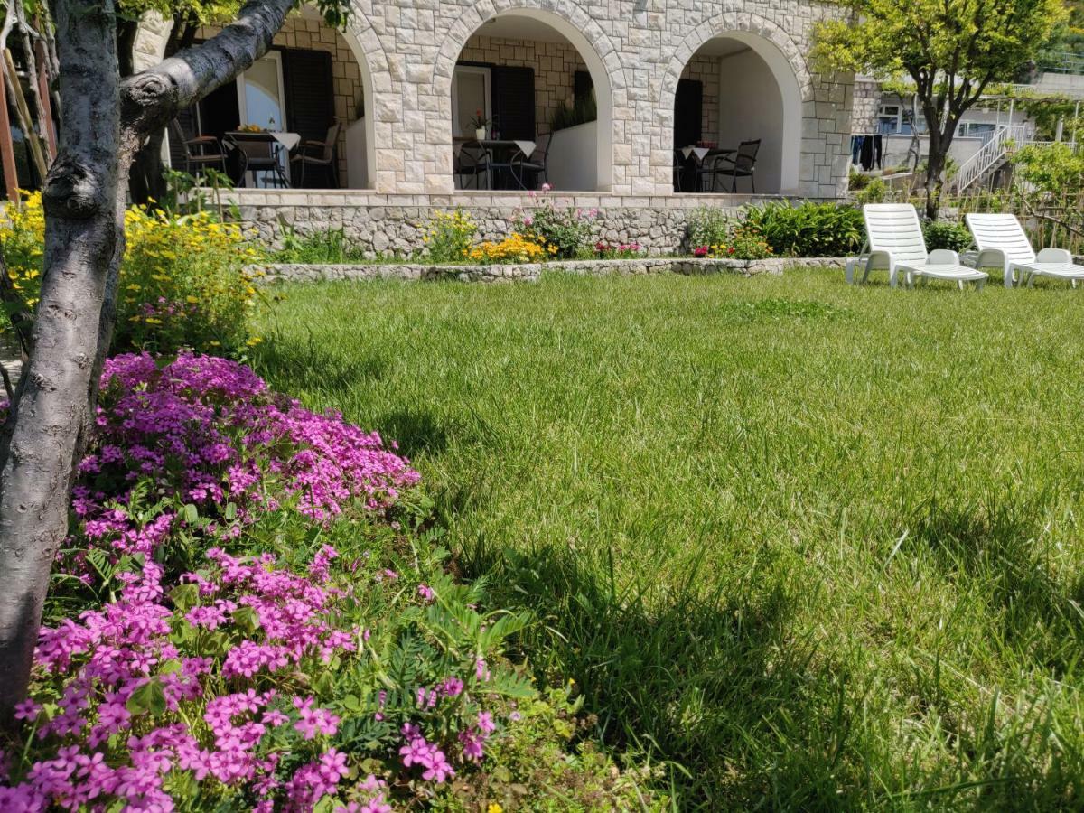 Guest House Burin 믈리니 외부 사진